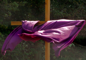 goodfriday_cross_purple